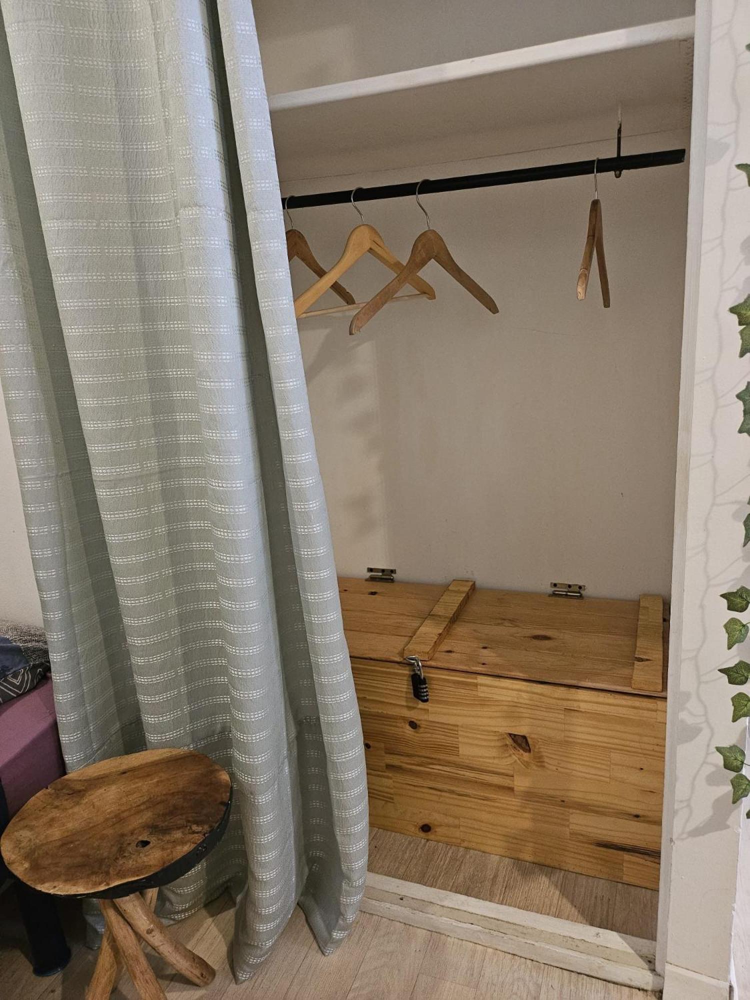 49 Studio Centre-Ville Box A Bagages Gratuits Carcassonne Buitenkant foto